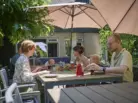 Ter Spegelt Bos Villa tuin terras lunchen gezin kinderen LR