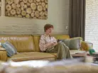 Ter Spegelt Bos Villa woonkamer oma lezen LR