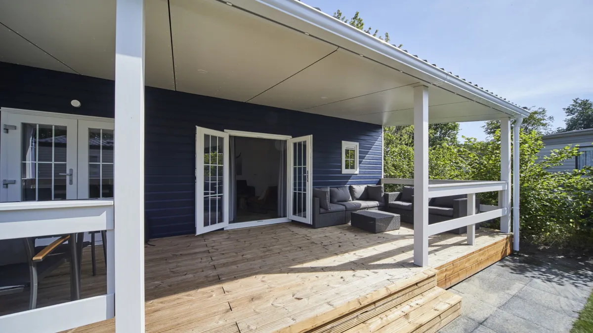 Ter Spegelt veranda Chalet HR