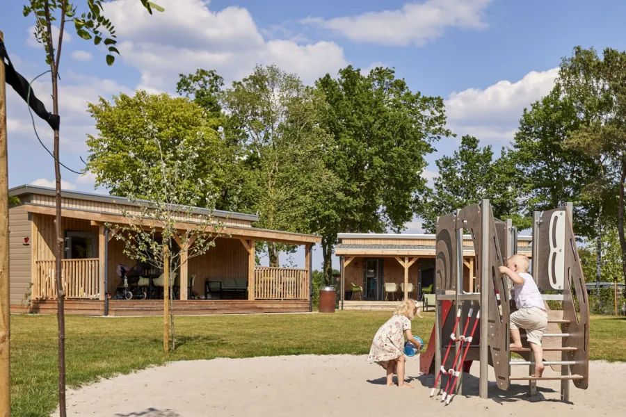 TerSpegelt Chalet53 kinderen speeltuin