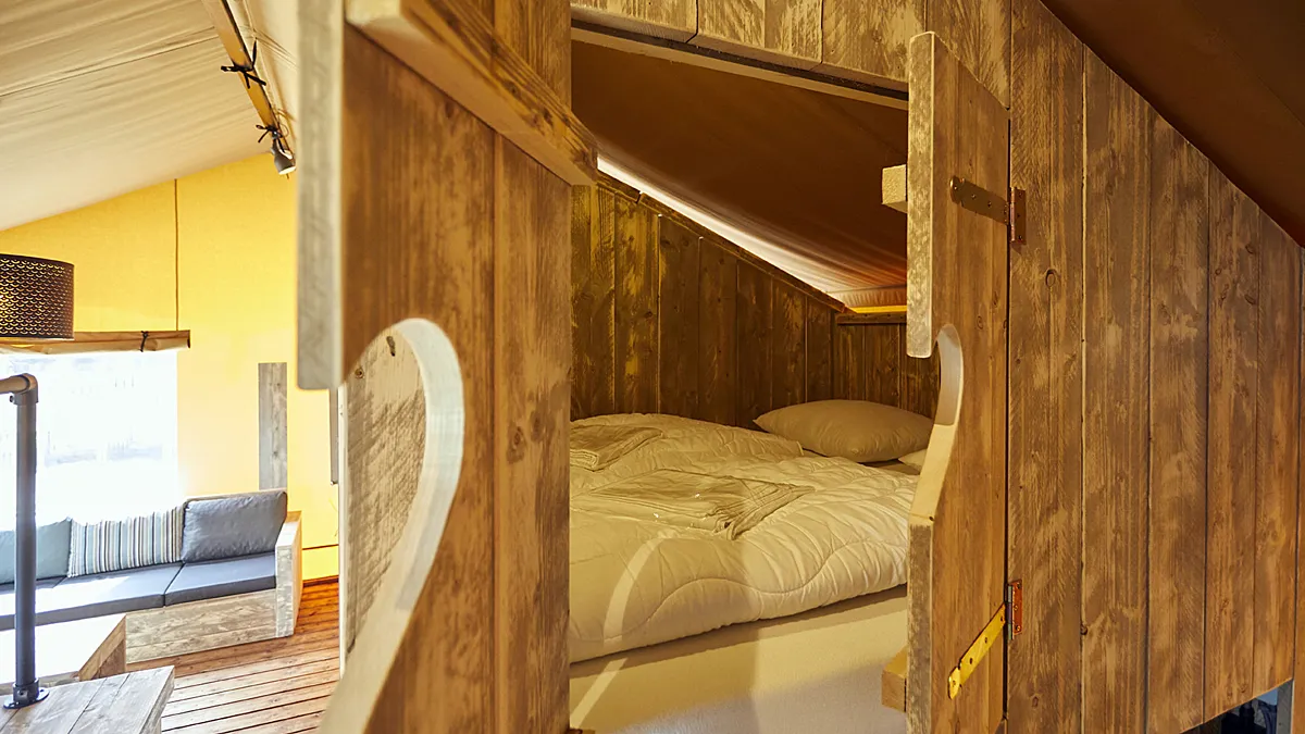 Ter Spegelt bedstee Glamping Lodge LR