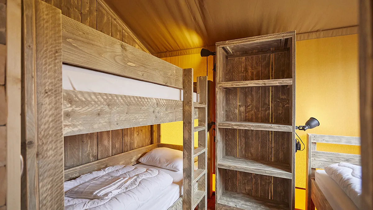 Ter Spegelt stapelbed Glamping Lodge LR