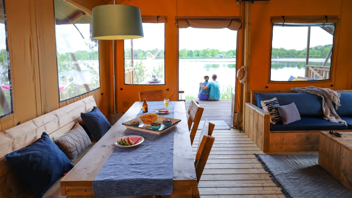 Ter Spegelt Lakeview Lodge Yala HR 22