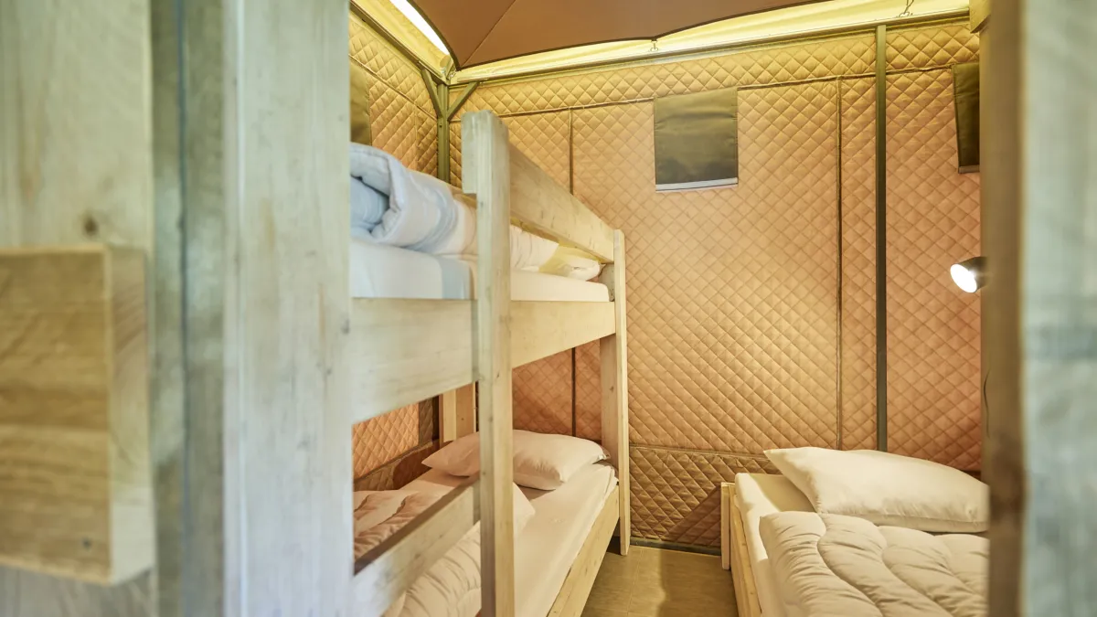 TerSpegelt LuxeTent slaapkamer