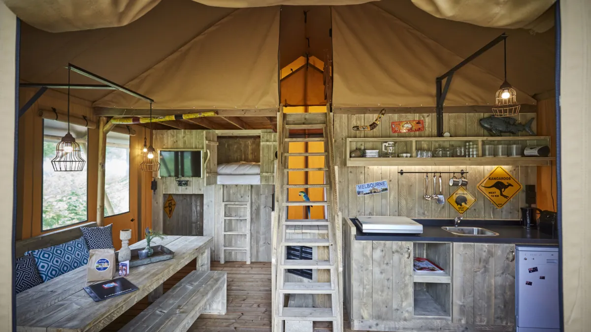 Outback Lodge Comfort 2017 HR 16