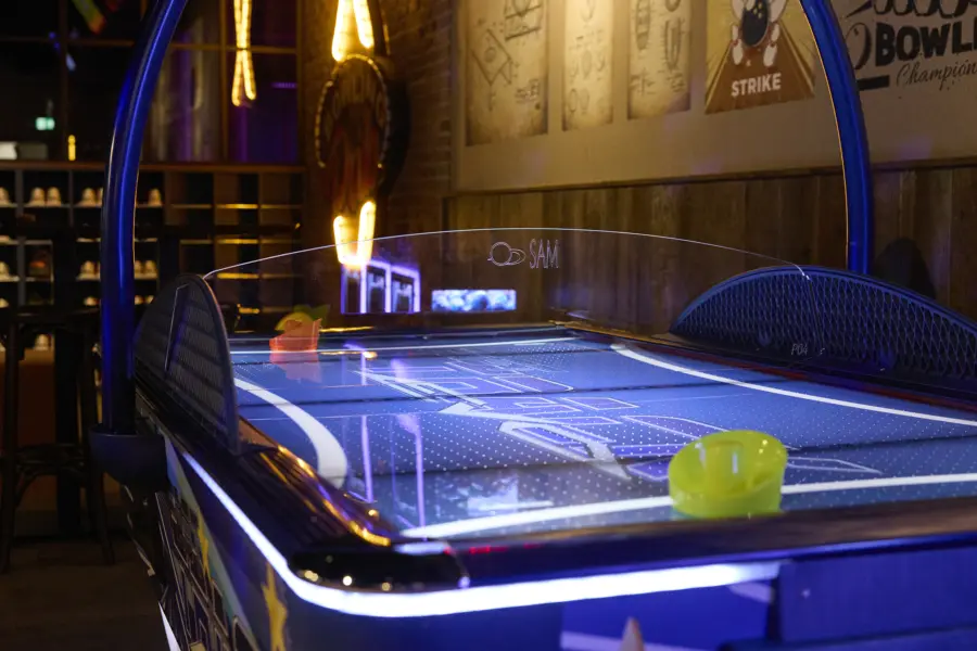 Bowling Pub Airhockey spel MR