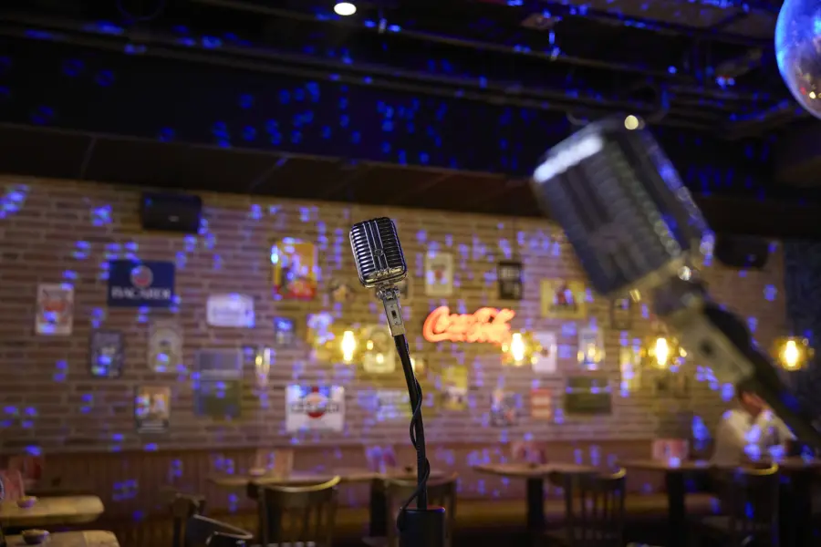 Bowling Pub karaokepodium MR