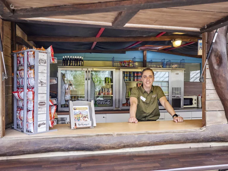 Ter Spegelt Kiosk jongen lachen HR