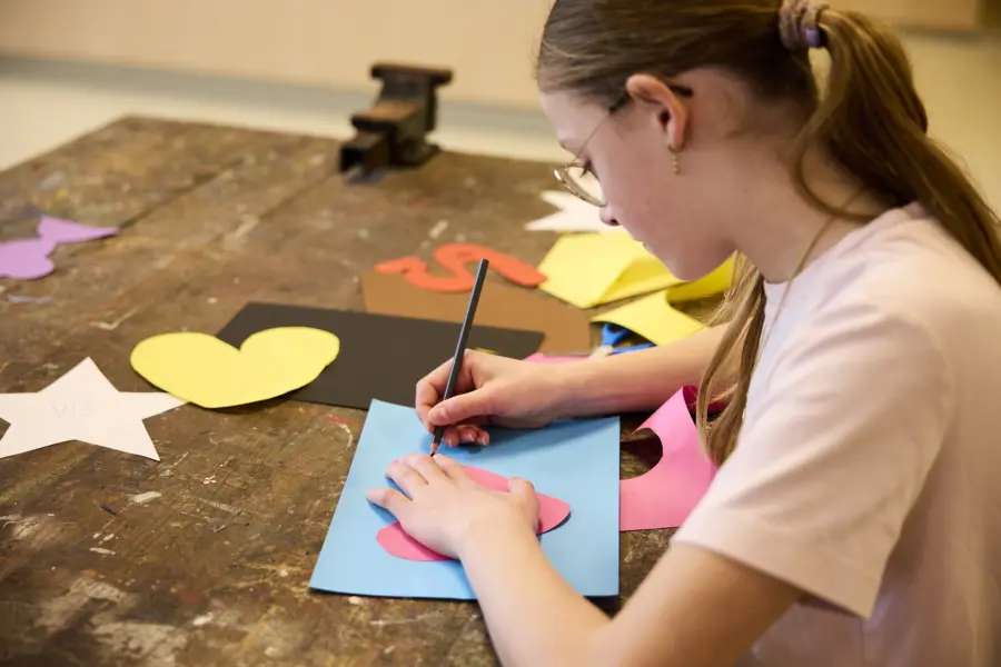 Knutsel Werkplaats tekenen en knutselen MR