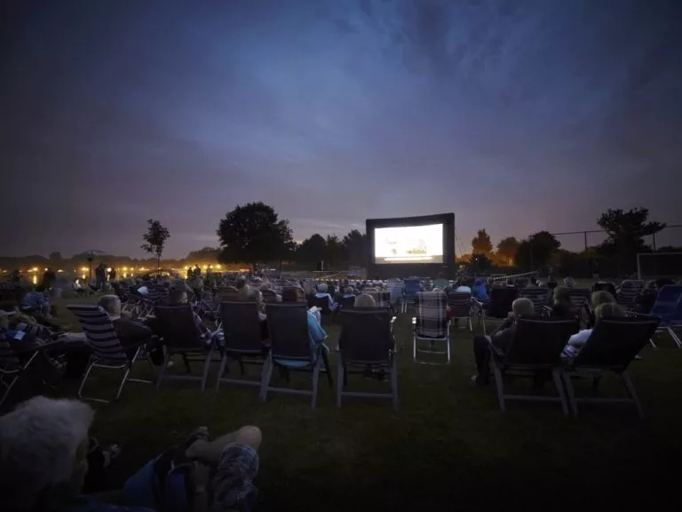 12 Outdoor Cinema 5 V2