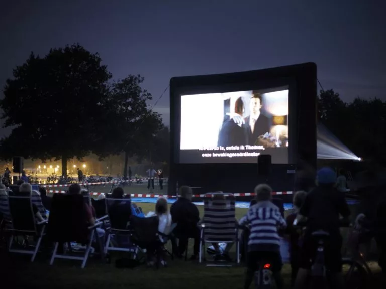 12 Outdoor Cinema 3 V2