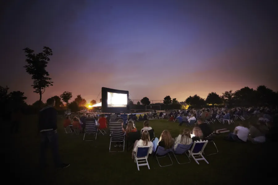 12 Outdoor Cinema 6 V2