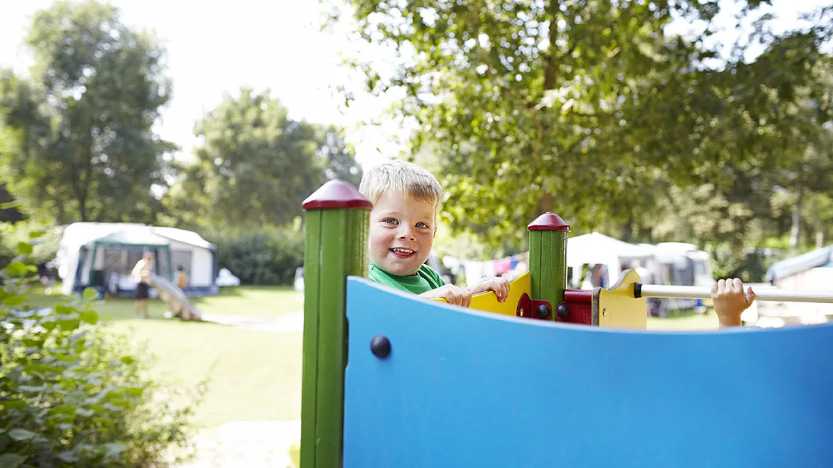 13 Kamperen kinderveld 2