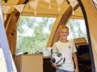Ter Spegelt jongen voetbal comfort kampeerplaats HR
