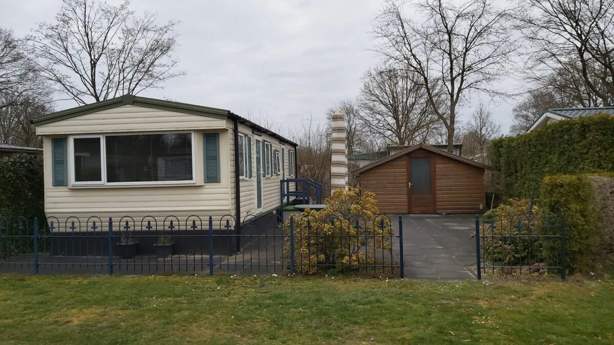 Zijkant stacaravan