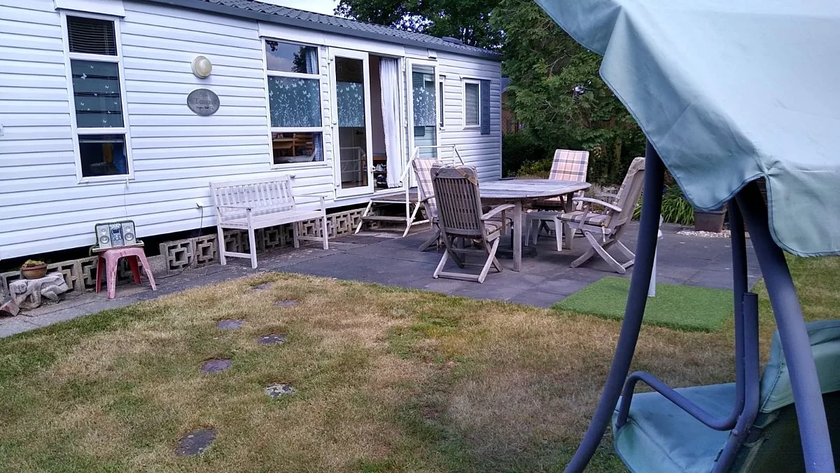 Buitenaanzicht caravan