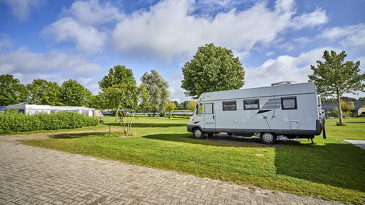 Ter Spegelt camper LR