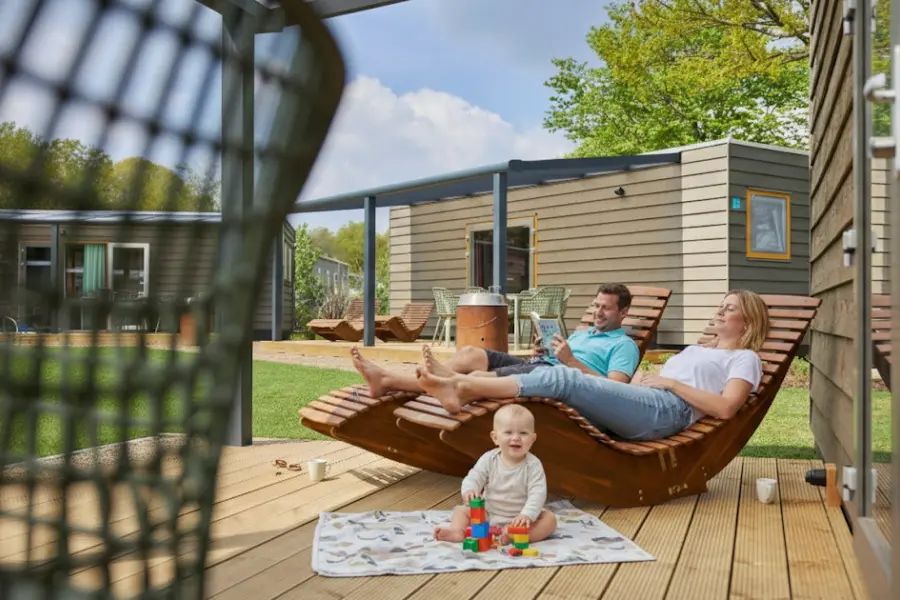 Nieuwe chalets veld 44 baby op matje